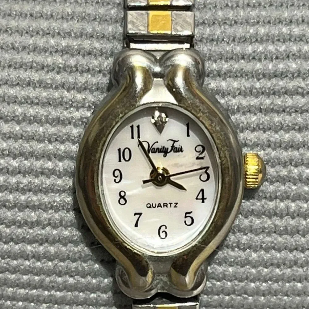 Vintage Vanity Fair VFW508‎ Women's Silver Gold Two Tone Quartz Stainless Watch